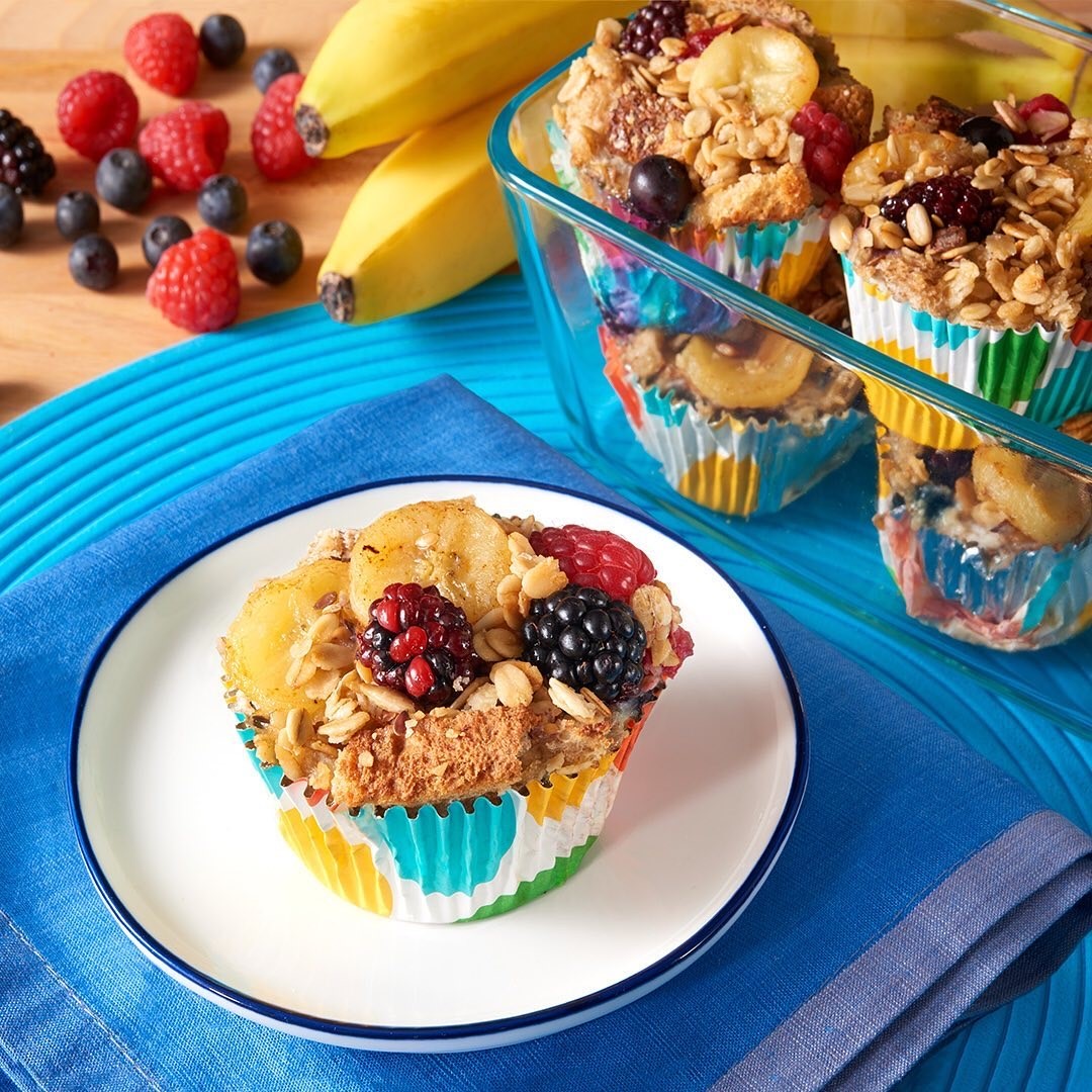 Banana and Berry Breakfast Cups