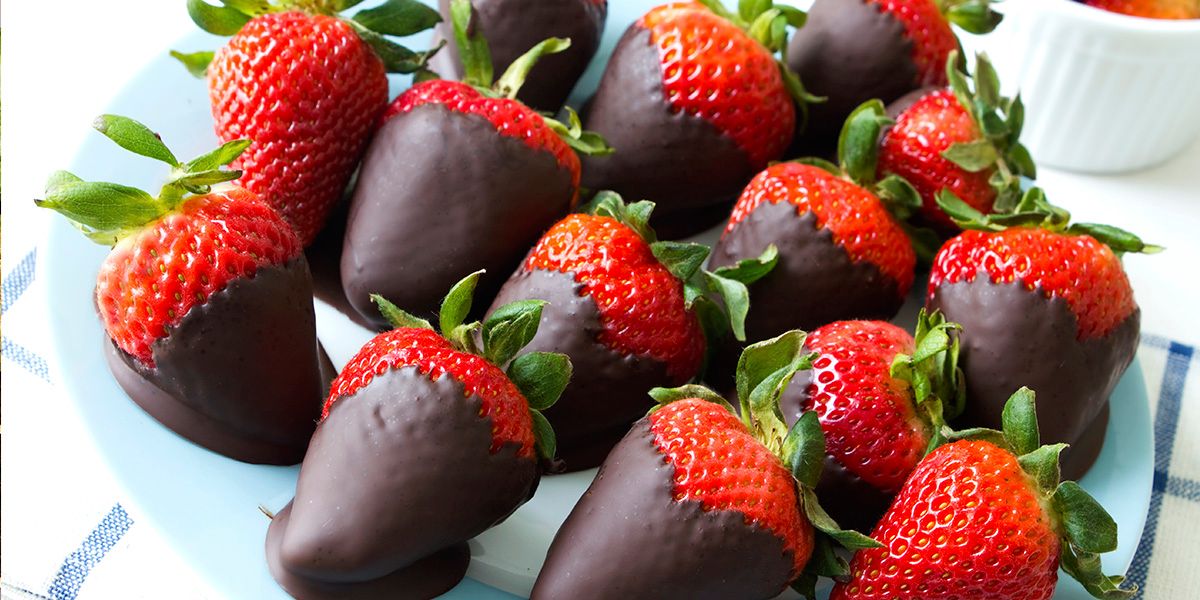 Chocolate Dipped Strawberries   Chocolatedippedstrawberries12x6 